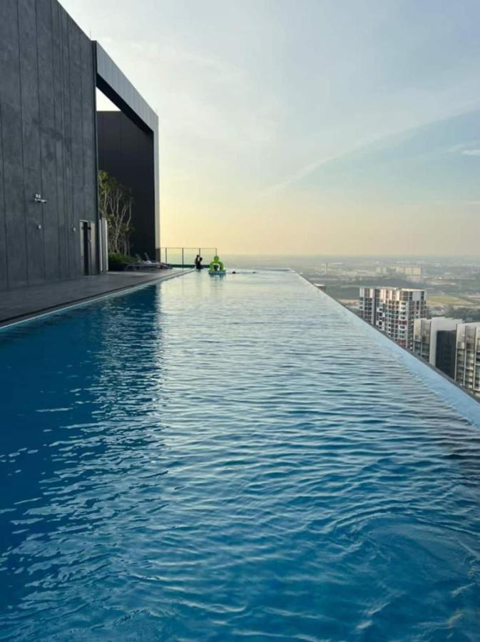 שאה אלאם Sky Pool 4 Star Hotel Grade Stay In I-City מראה חיצוני תמונה